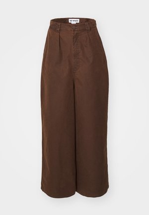 Sunnei EXTRA OVER PANTS UNISEX - Brīva piegriezuma džinsi - brown