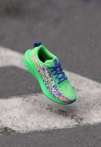 Δεν επιλέχθηκε, vital green/white