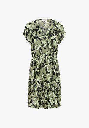 Krátký rukáv, zavinovací šaty s motivem zelených a černých listů. Mají přiléhavý pas a splývavou sukni, vyrobené z lehkého materiálu.