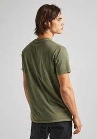 Pepe Jeans JACKO - T-shirt basic - military green