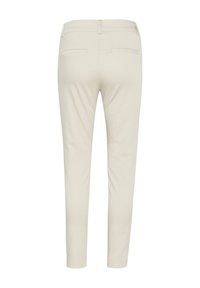 Beżowe bawełniane spodnie o slim fit, z dwiema tylnymi kieszeniami, gładką fakturą i zwężanym krojem nogawek.