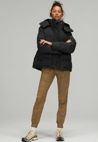 lululemon WUNDER PUFF - Jakna ispunjena paperjem - black