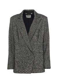 Blazer grigio in tweed con una silhouette strutturata, caratterizzato da dettagli in perle e una chiusura doppiopetto. I rever a punta completano il design.