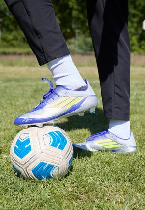 MESSI F50 PRO FIRM GROUND - Firm-ground football boots - silver metallic/solar yellow/lucid blue