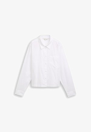 Valkoinen pitkähihaisesti lyhyt paita, jossa on nappikiinnitys edessä, klassinen kaulus ja yksi rintatasku; sileä, kevyt kangas.