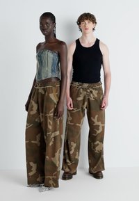 Jaded London MONSTER JOGGERS UNISEX - Calças de fato de treino - camo