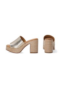 Metallic gold slid-on platform shoes with a textured upper and woven natural fiber heel, featuring a wide opening and sturdy block heel.