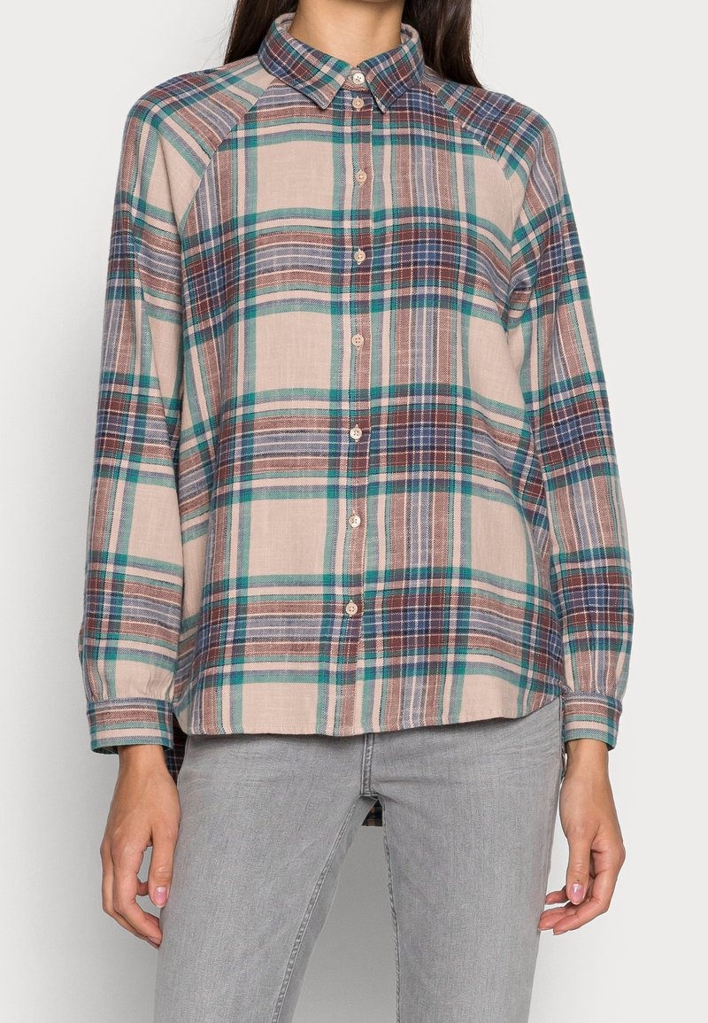 Camicia a scacchi con colletto, in sfumature di beige, verde e blu. Maniche lunghe con polsini a bottoni, tessuto leggero.