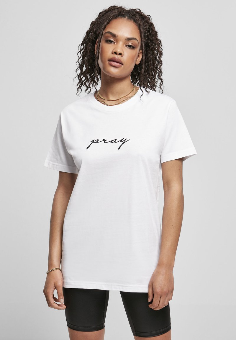 Mister Tee PRAY EMB - Jednoduché tričko - white