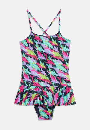 Jednoczęściowy strój kąpielowy dla dziecka z krzyżującymi się ramiączkami, falbaną przy spódniczce i kolorowym neonowym wzorem rybek na ciemnym tle.