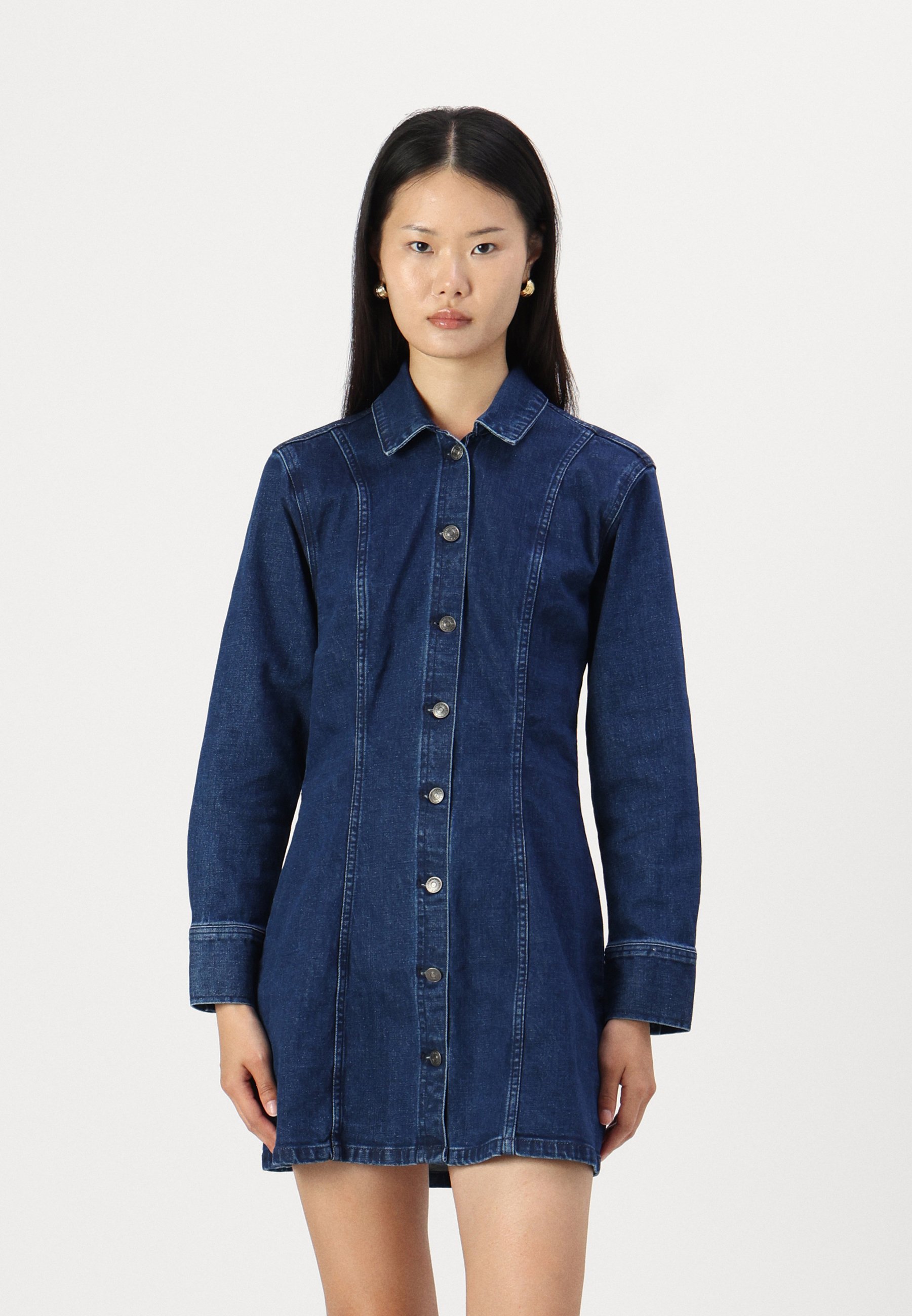 Abercrombie & Fitch CHASE DRESS - Denim dress - denim medium/light-blue denim - Zalando.co.uk Abercrombie & Fitch CHASE DRESS - Denim dress - denim medium/light-blue denim - Zalando.co.uk