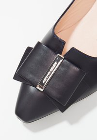 Peter Kaiser Escarpins - dark blue