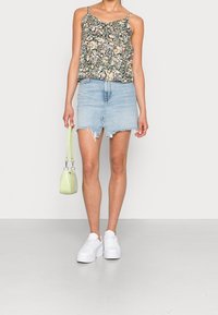 ONLY Top - white