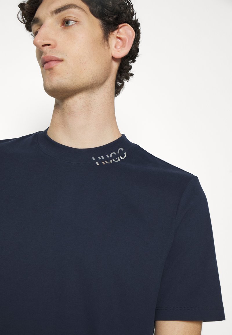 Herren T-Shirts basic | HUGO DALLUP T-Shirt basic dark blue/dunkelblau - GL25753 Herren T-Shirts basic | HUGO DALLUP T-Shirt basic dark blue/dunkelblau - GL25753