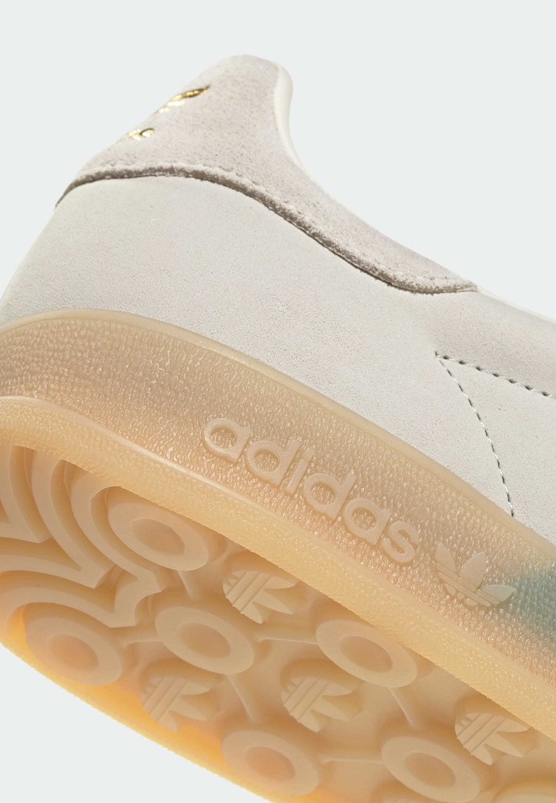 adidas gazelle silver green womens Women's Adidas Gazelle Indoor Shoes - Sandy Pink/Cloud White/Gum