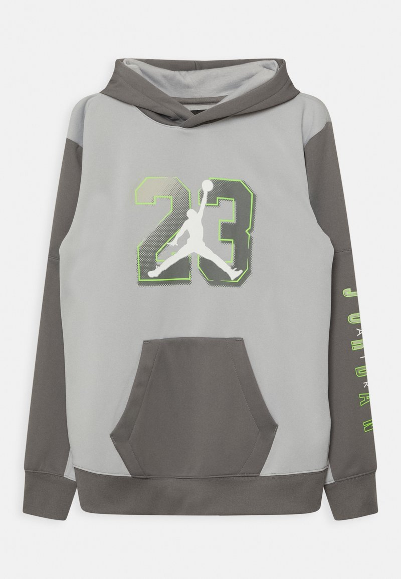 Felpa grigia e grigia chiara con logo Jumpman bianco e "23" in verde neon, dotata di tasca frontale e dettagli testuali sulle maniche.
