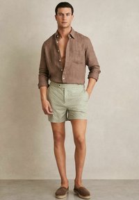 Reiss Peldēšanas šorti - pistachio green