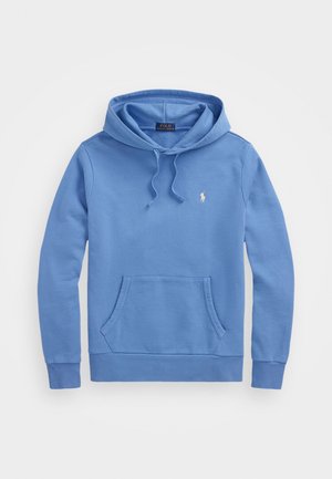 Sudadera azul de mezcla de algodón suave, con un bolsillo frontal tipo canguro, cordón ajustable y un pequeño logo en el pecho.
