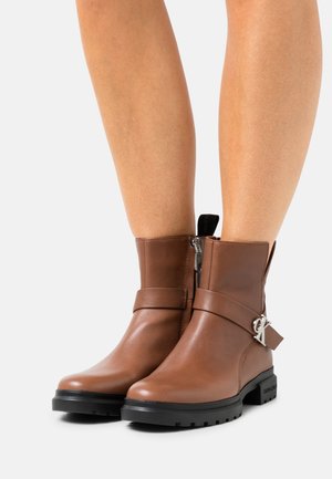 Calvin Klein Jeans, Lage laarzen - cognac