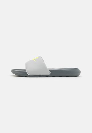 VICTORI ONE SLIDE - Mules - grey fog/volt/smoke grey