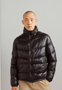 Antony Morato REGULAR FIT JACKET WITH AN IRIDESCENT EFFECT - Chaqueta de invierno - black