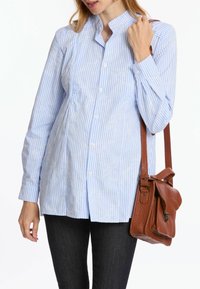 Cache Coeur MATERNITY AND NURSING EMBROIDERED CAMILLE - Overhemdblouse - blue