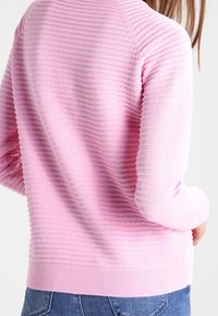 Modström Neule - pink