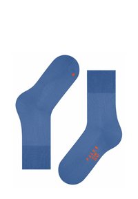 Niebieskie bawełniane skarpetki z prążkowanymi mankietami, z pomarańczowym "R" i napisem "FALKE RUN". Gładka tekstura i klasyczny krój skarpetki sięgającej do kostki.