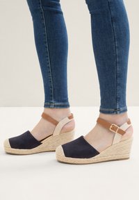 TOM TAILOR DENIM Täistallaga kingad - navy