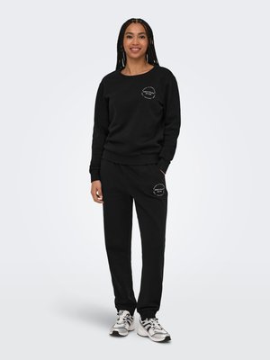 ONLY Play SWEATPANTS ONPCAVA REGULAR FIT SWEATPANTS - Pantalon de survêtement - black