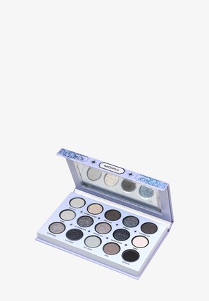 Avoin Moira-luomiväripaletti, jossa on 15 neutraalia ja metallinhohtoista sävyä, nimineen, ja kannen sisäpuolella suorakaiteenmuotoinen peili.