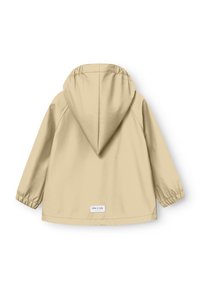 Impermeabile beige chiaro con cappuccio, polsini elasticizzati e un'etichetta sul retro. Il tessuto ha una consistenza liscia, adatta per il maltempo.