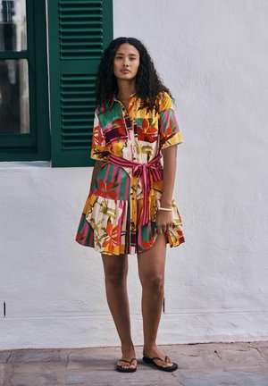 Next, TALL FIT - SHORT SLEEVE TIE WAIST SHIRT DRESS  . - Ingruha - multi tropical print
