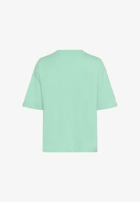 Non selezionato, pool blue w chalk embroidery