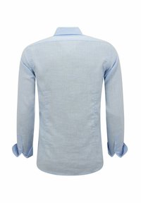 Lichtblauw langemouwen overhemd met een textuurafwerking. Beschikt over een klassieke kraag en knoopmanchetten. Het achteraanzicht toont gestikt detail.