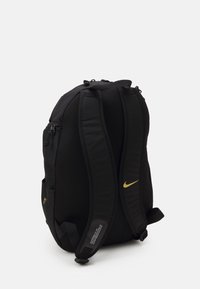 Nike Performance ACADEMY TEAM BACKPACK - Mochila - black/metallic gold coin