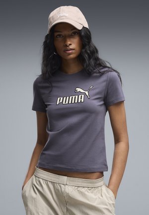 Puma, ESSENTIALS ELEVATED NO. 1 LOGO SLIM T-SHIRT - T-shirt imprimé - inky depths
