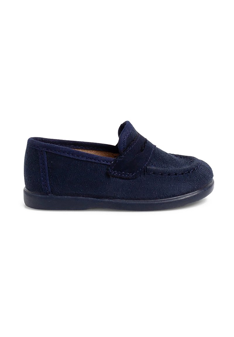 Navyblaue Wildlederschlupfschuhe mit gestickten Details, runder Zehenpartie und einer niedrigen Gummisohle. Die weiche Textur erhöht den Komfort und die Passform.