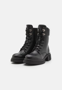 Tommy Hilfiger Bottines à plateau - black