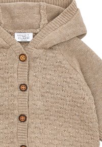 Hust & Claire COOKIE RENNTIER - Strickjacke - beige