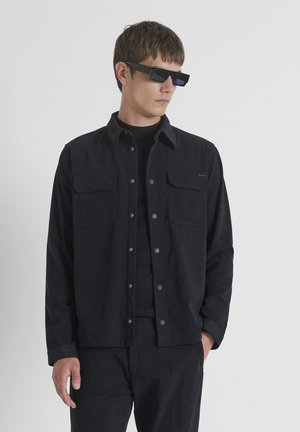 REGULAR FIT WITH LOGOED BADGE - Jas - black