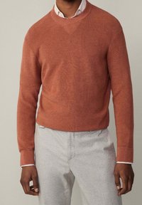 Hackett London Stickad tröja - burnt orange denim