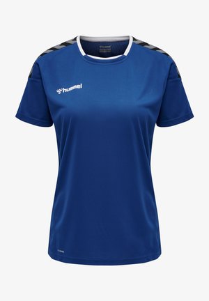 Blauw sportshirt gemaakt van vochtregulerende stof. Bevat een zwart chevronpatroon op de schouders en een witte halslijn. Hummel-logo op de voorkant.