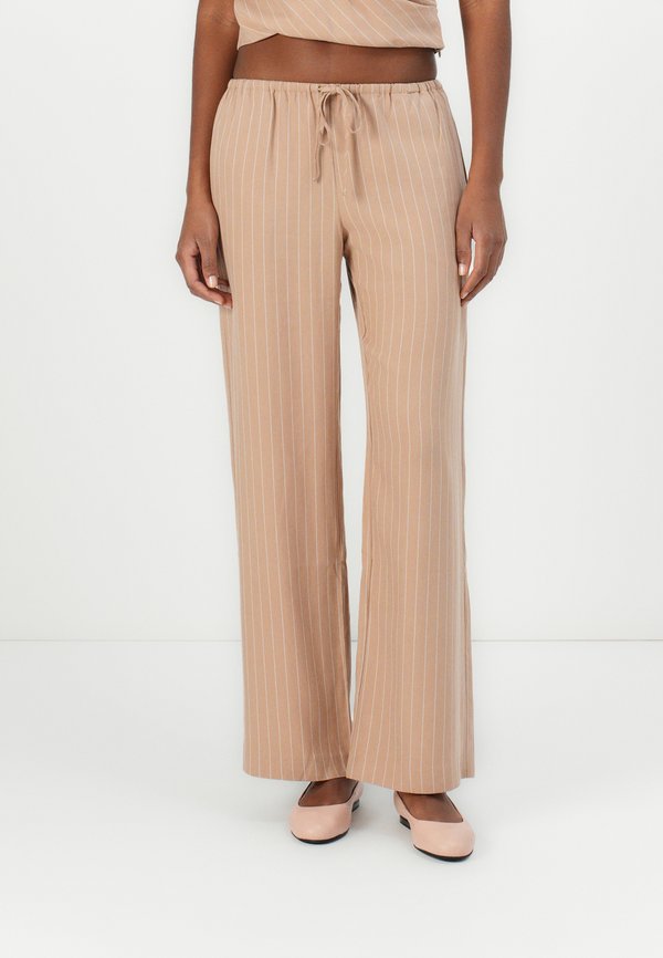 ALMERIA PANT - Trousers - camel