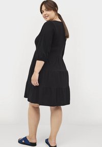 Ellos Plus collection Freizeitkleid - schwarz