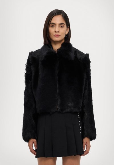 STUDIO ID CROPPED SHEARLING JACKET - Kožnata jakna - black