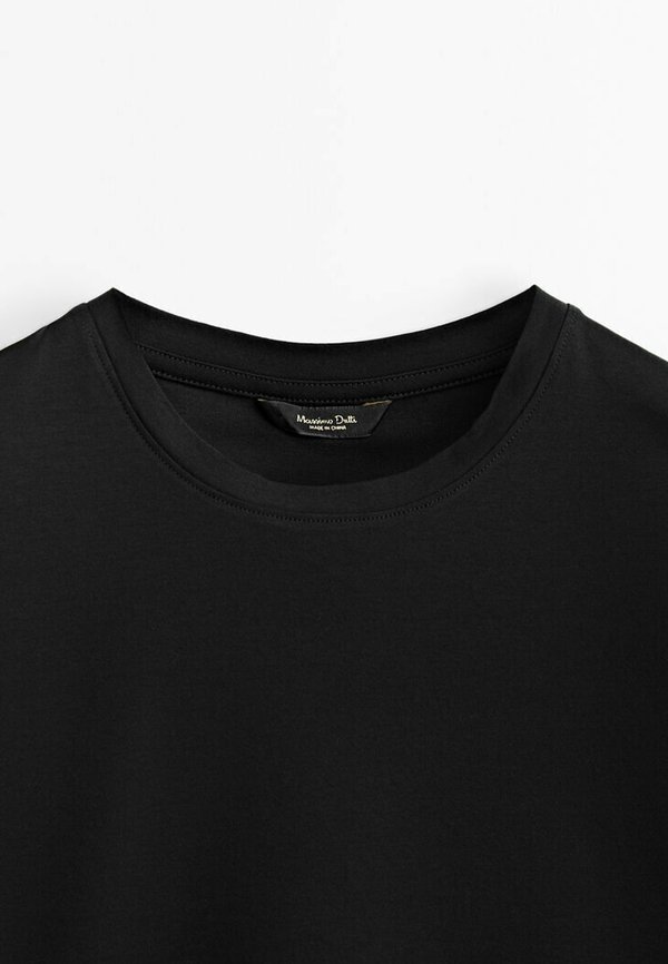 KURZÄRMELIGES  AUS REINER  - Basic T-shirt4