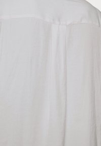 Banana Republic Blus - white