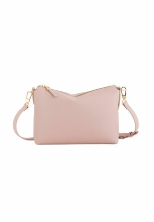 Sac bandoulière rectangulaire rose pâle avec fermeture éclair dorée et sangle ajustable sur fond blanc.