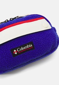 Columbia HELVETIA™ II HIP PACK - Diržinis krepšelis - clematis blue/chalk/sail red